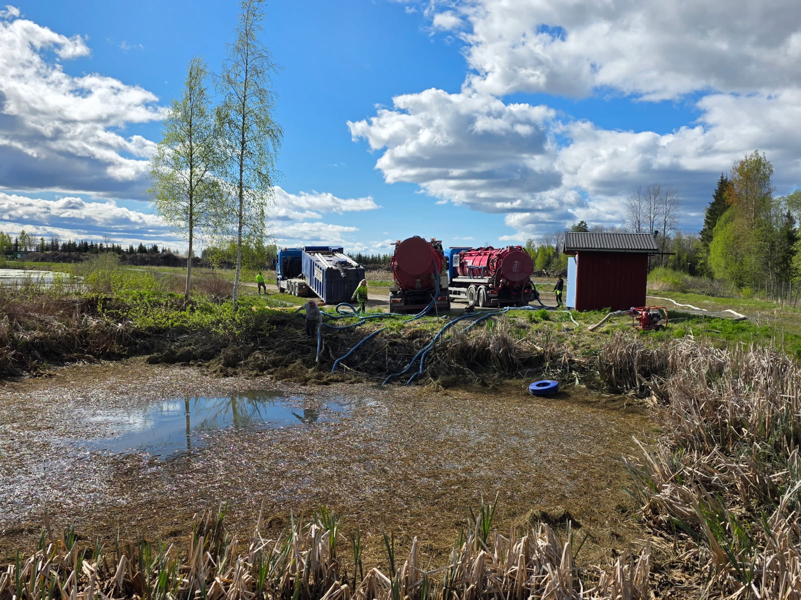 Slamtömning, torrsugning, miljöhantering